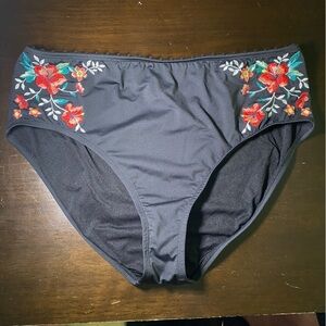 Tommy Bahama Black Swimwear Bikini Bottoms with Red Embroidered Roses XL